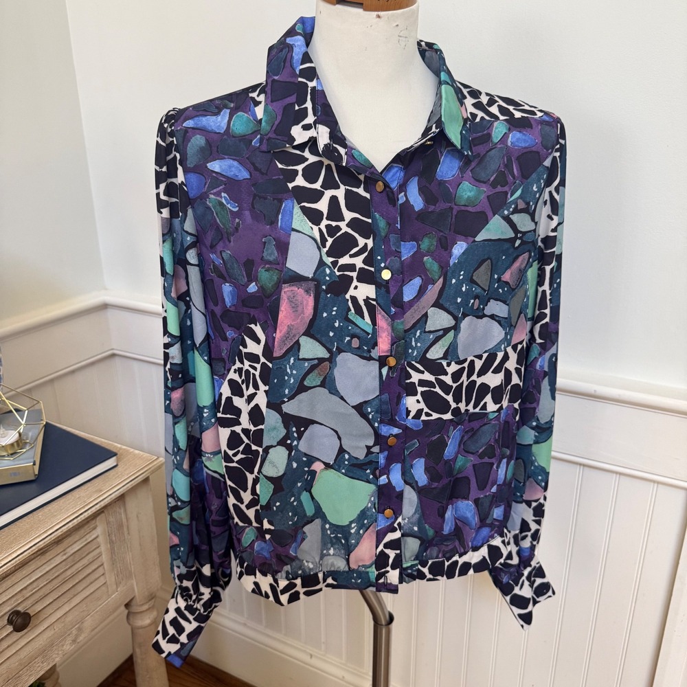 NWT Apricot Women Abstract Print Long Sleeve Collared Button Down Blouse